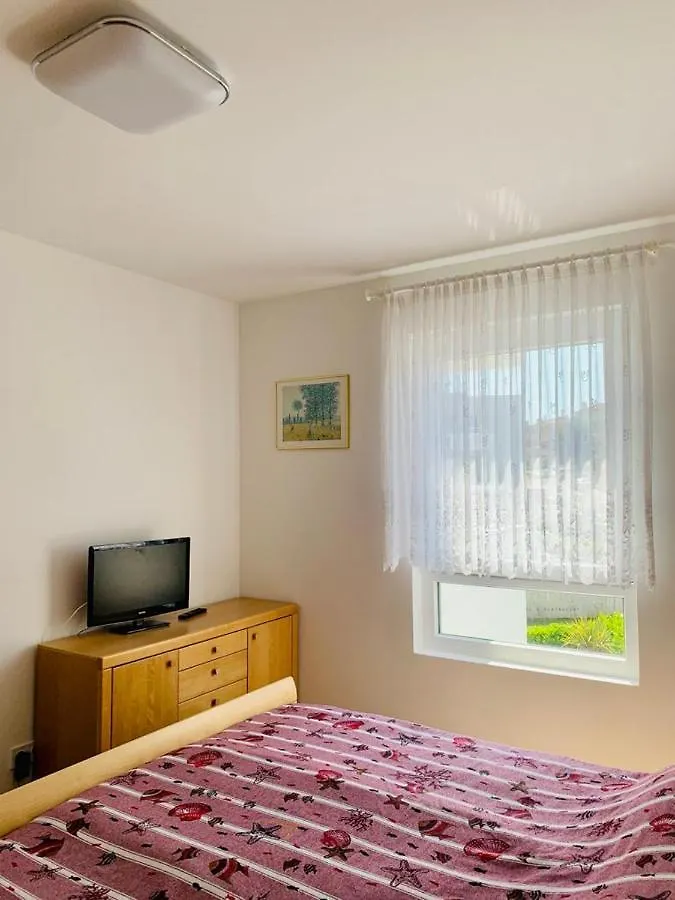 Apartment Alexandra プレマントゥーラ